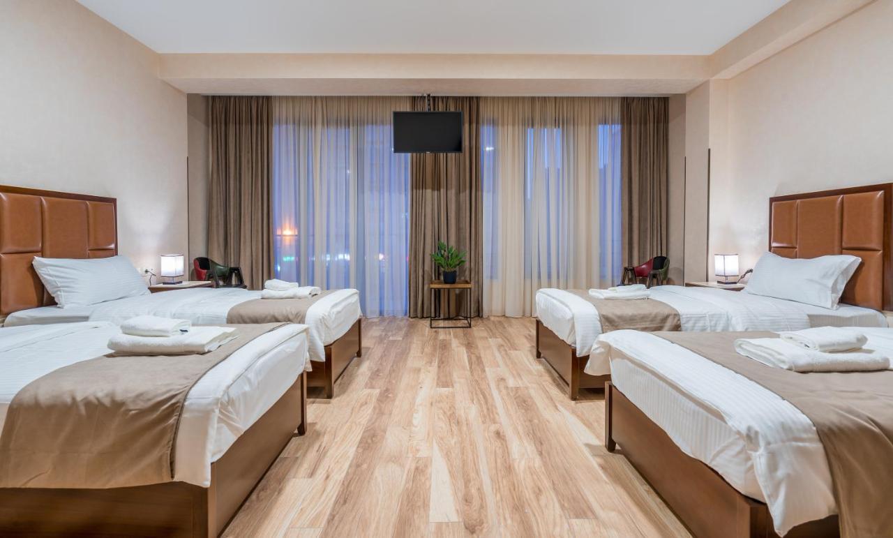 Aura Hotel Tbilisi Eksteriør bilde