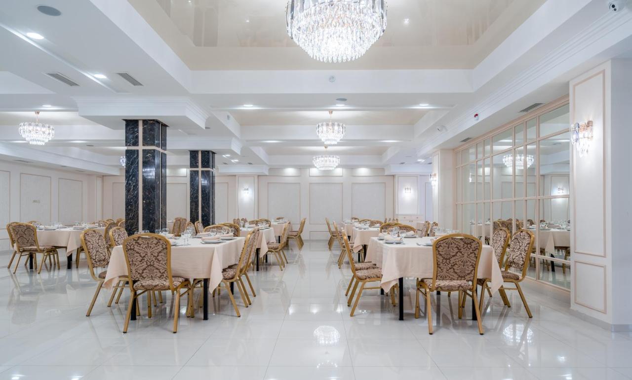 Aura Hotel Tbilisi Eksteriør bilde