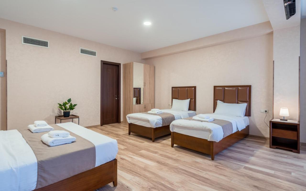 Aura Hotel Tbilisi Eksteriør bilde