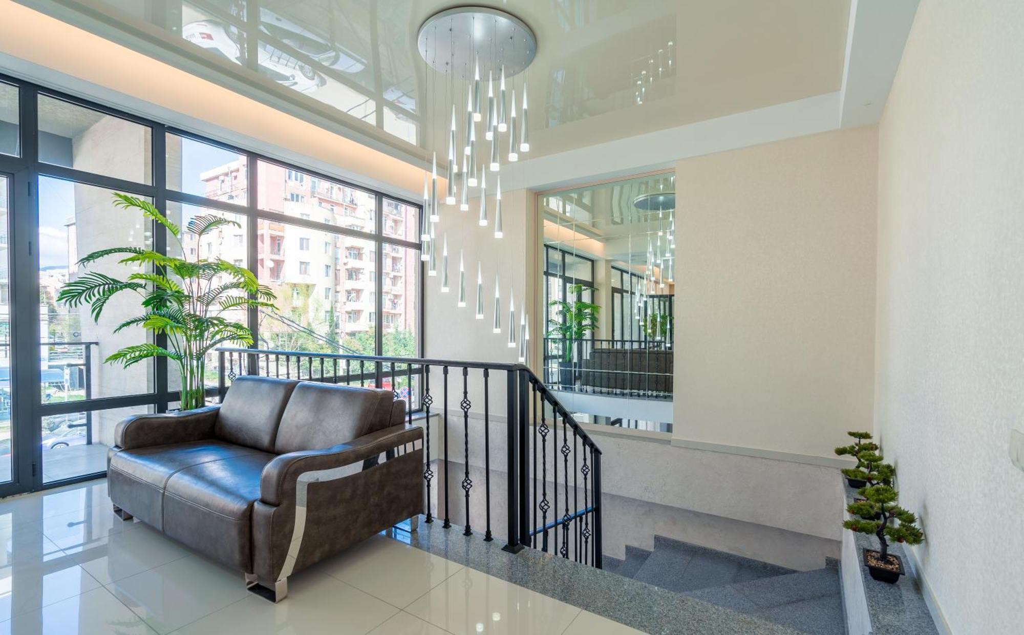 Aura Hotel Tbilisi Eksteriør bilde