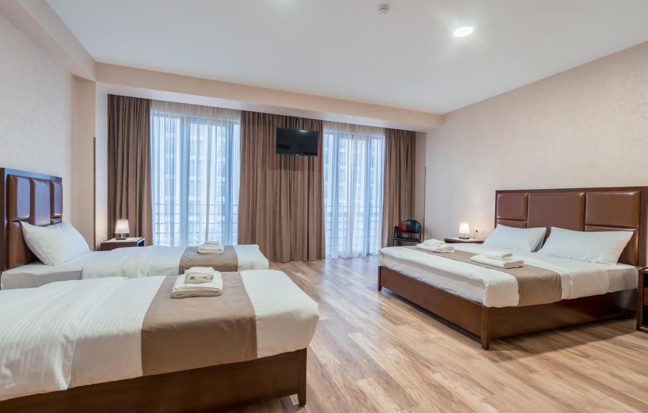 Aura Hotel Tbilisi Eksteriør bilde