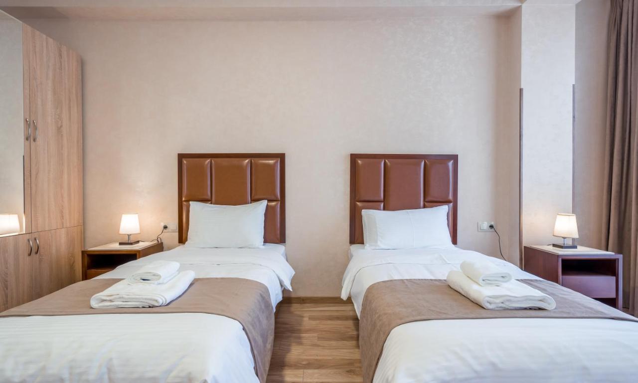 Aura Hotel Tbilisi Eksteriør bilde