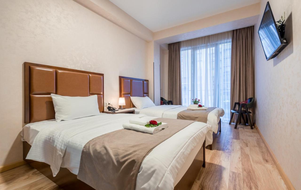 Aura Hotel Tbilisi Eksteriør bilde