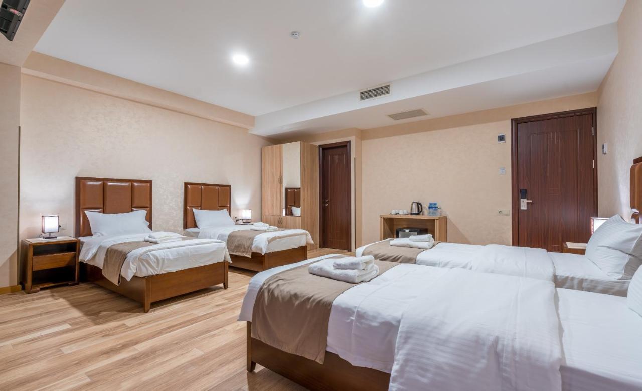 Aura Hotel Tbilisi Eksteriør bilde
