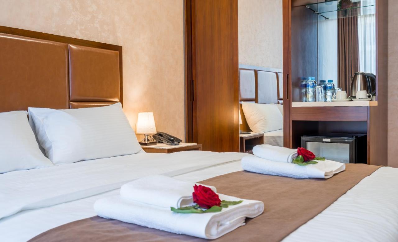 Aura Hotel Tbilisi Eksteriør bilde