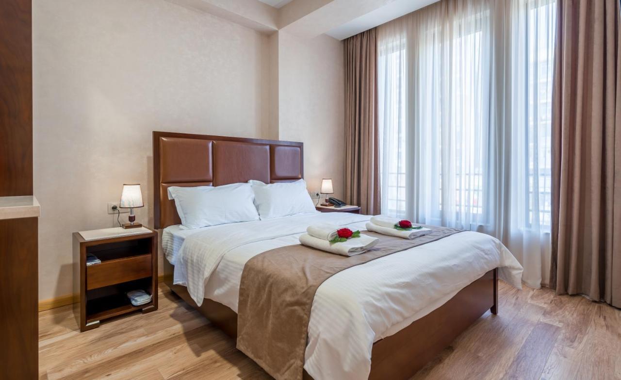 Aura Hotel Tbilisi Eksteriør bilde