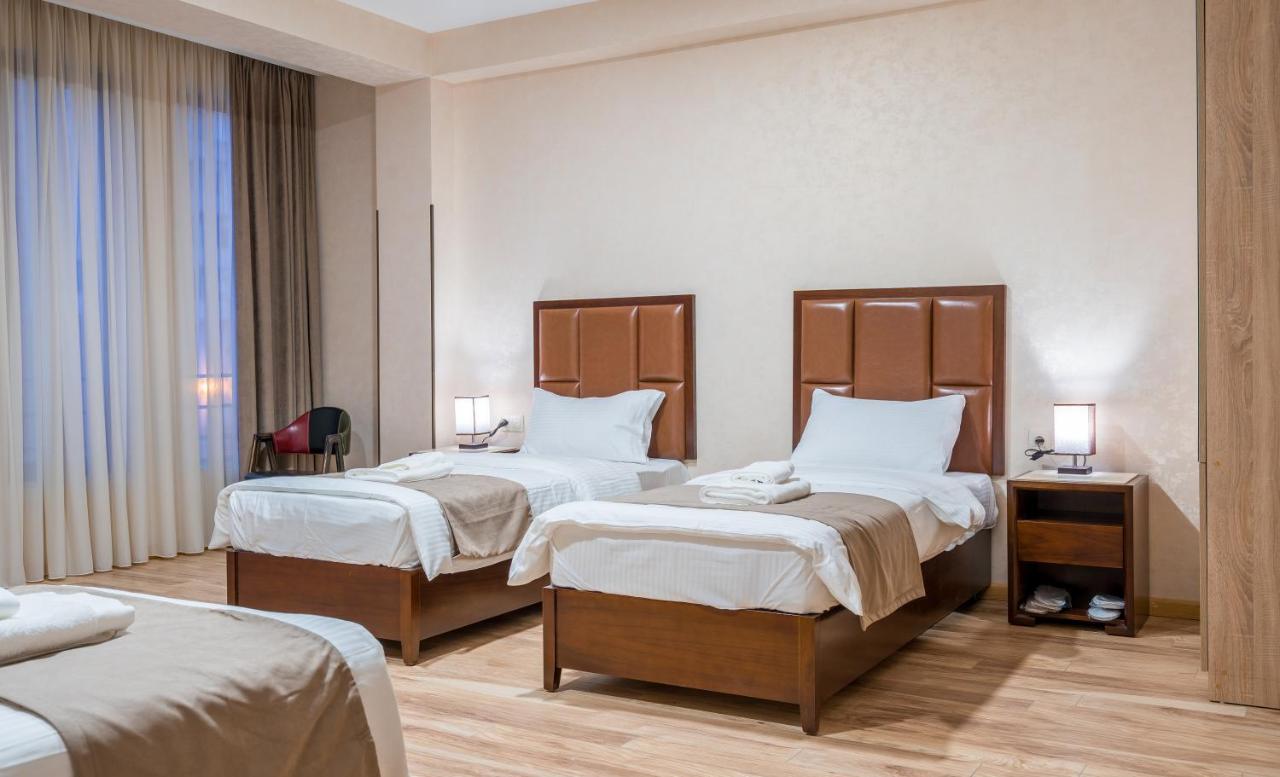 Aura Hotel Tbilisi Eksteriør bilde